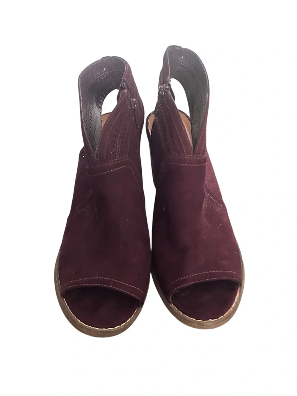 Sonoma women’s peep